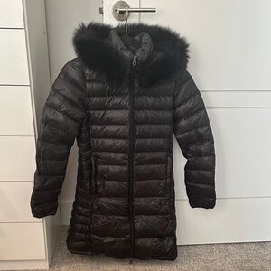 Duvetica Black Puffer Jacket with Fur Trim and removable hood/ trim
